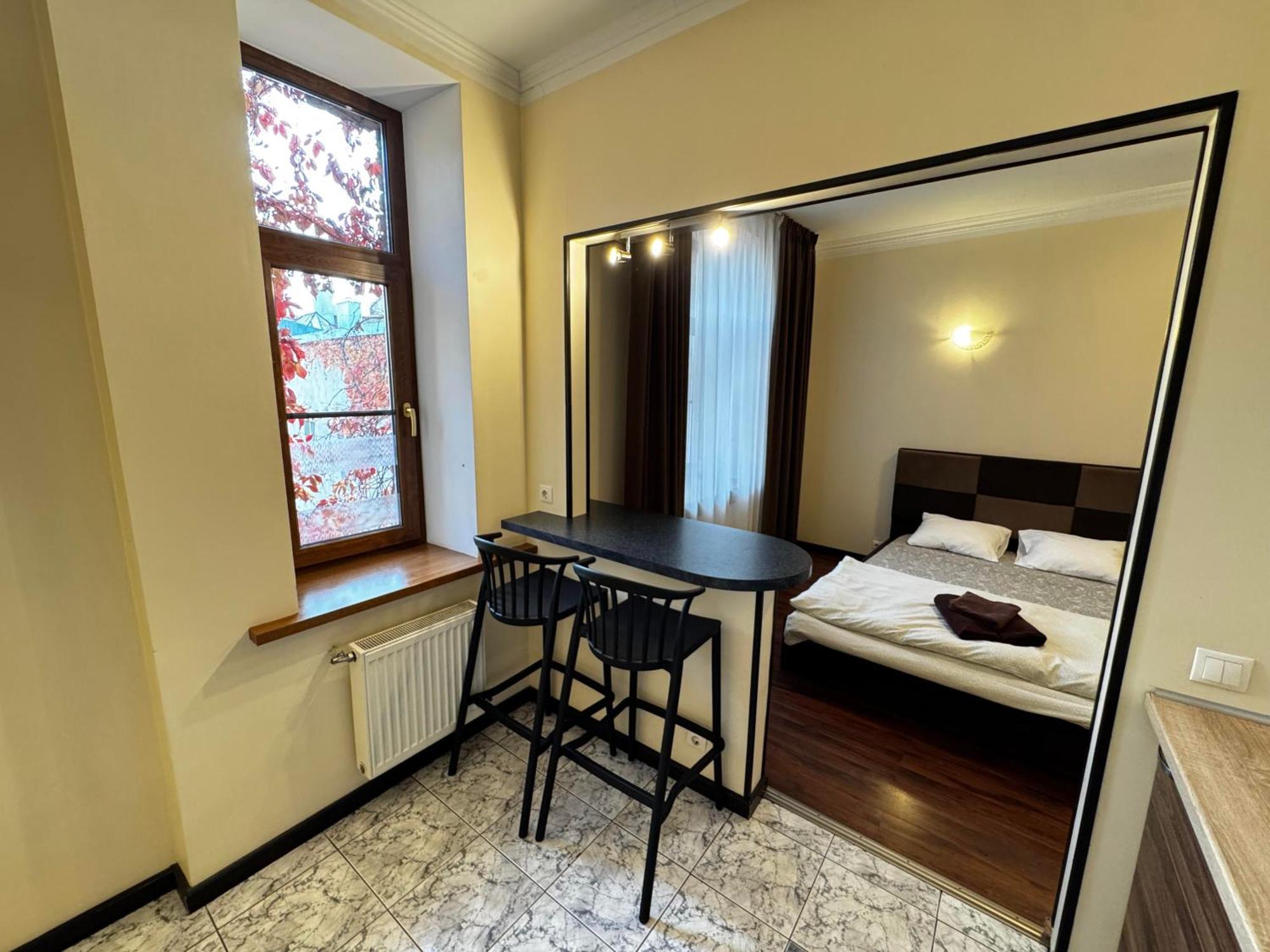 Aparthotel Riga Buitenkant foto A typical studio apartment